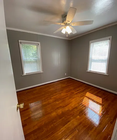 942 Frederick Ave NW — Photo 11