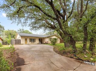 3904 Glenwood Dr, Brownwood, TX 76801
