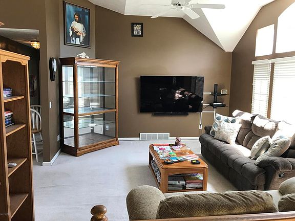 4th image of 1369 Bentree Dr SE