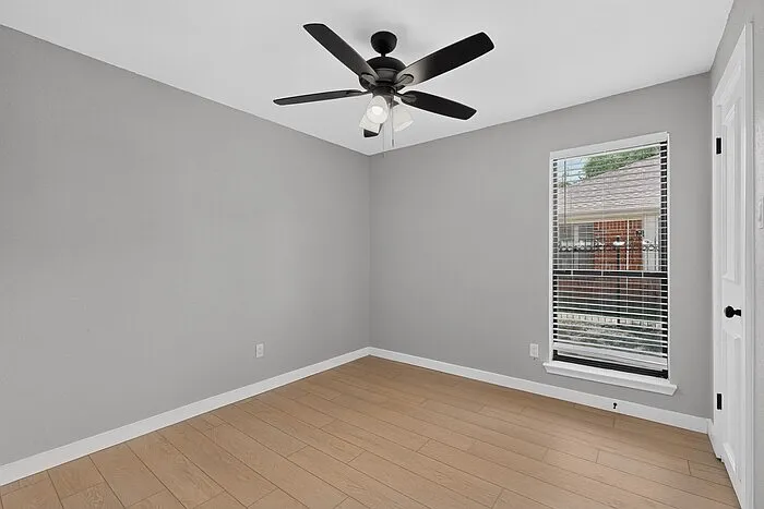 3701 University Dr — Photo 35
