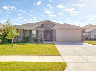 429 Valentine Ct, Burleson, TX 76028