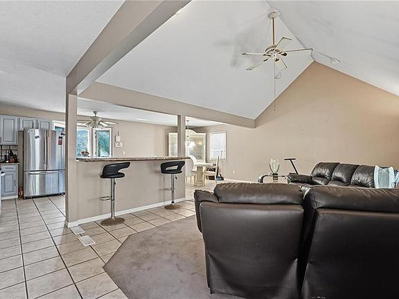 4th image of 6505 E 140th Pl
