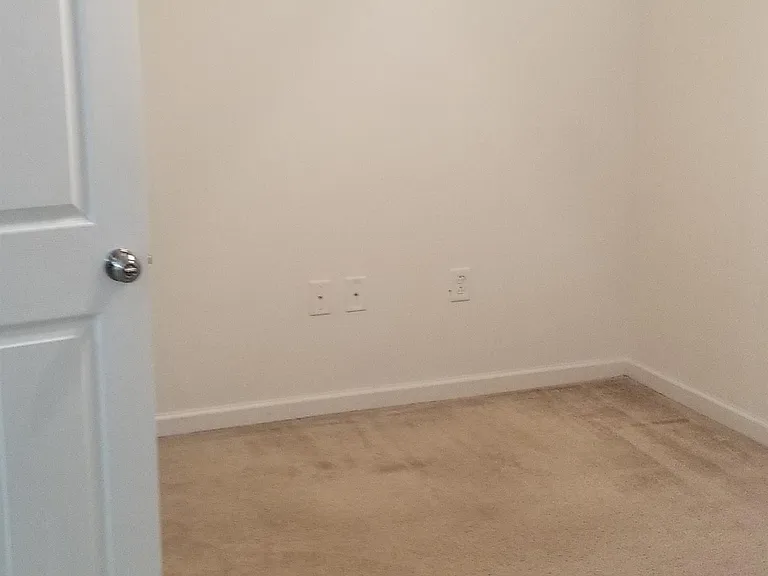 1501-301 Graduate Ln #1 — Photo 9