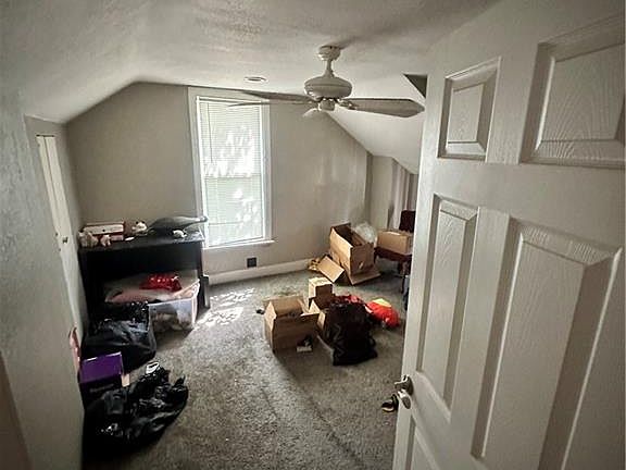 5th image of 825 Warsaw Ave