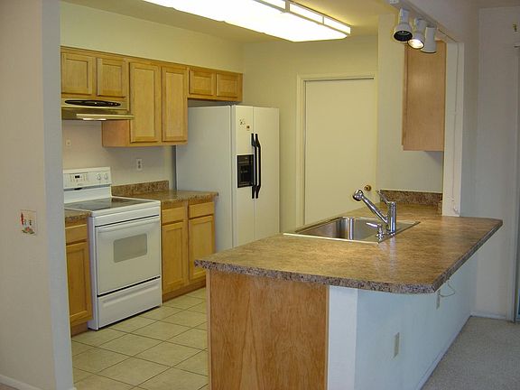 2nd image of 9305 W GLEN OAKS Circle