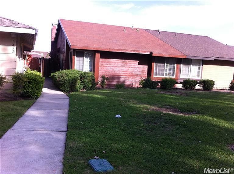 1st image of 7226 Village Green Dr