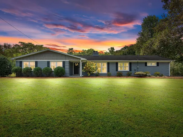 2337 Les Robinson Rd, Columbia, TN 38401