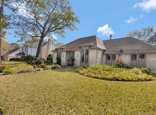 15802 Laurelfield Dr, Houston, TX 77059