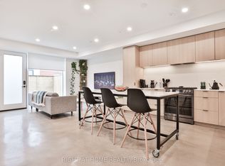 28 Salem Ave, Toronto, ON M6H 3C1