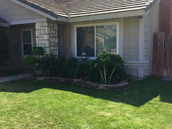 3rd image of 15151 Begonia Ct