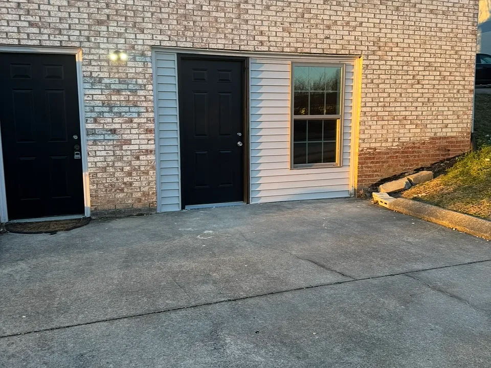 308 Spangler Dr #6