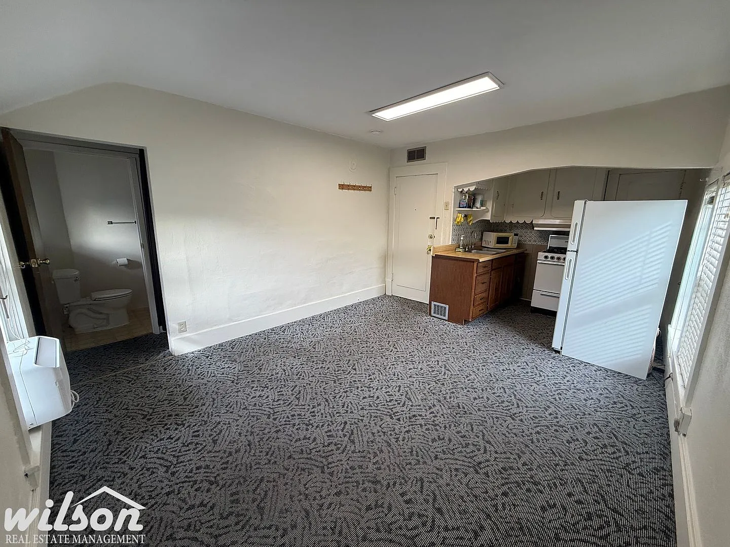 302 S 8th Ave — Photo 3