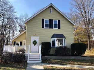 62 Taunton St, Wrentham, MA 02093