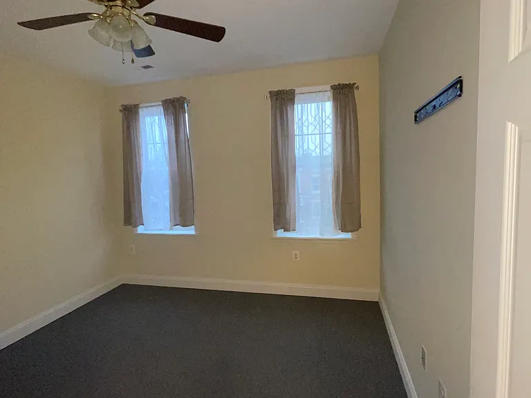 314 Lyndhurst St — Photo 11