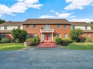 9 Judson Ln, Campbell Hall, NY 10916