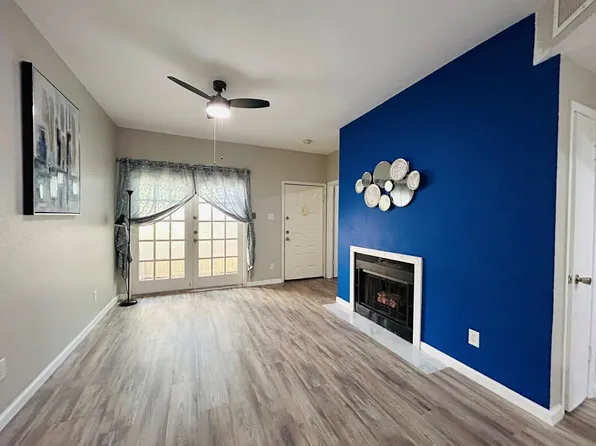2121 El Paseo St APT 1209, Houston, TX 77054