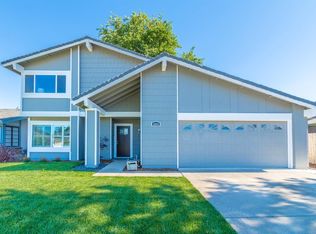 884 Green Moss Dr, Sacramento, CA 95831