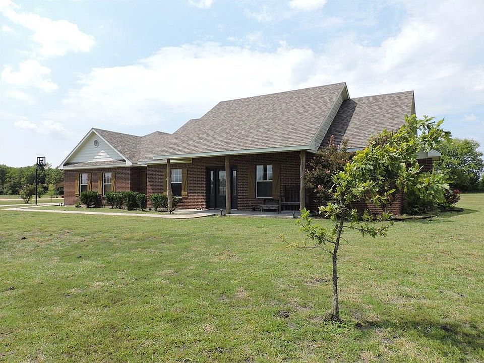 1st image of 121 Harli Dr