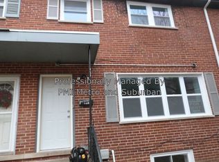 941 W North Ave APT C, Villa Park, IL 60181