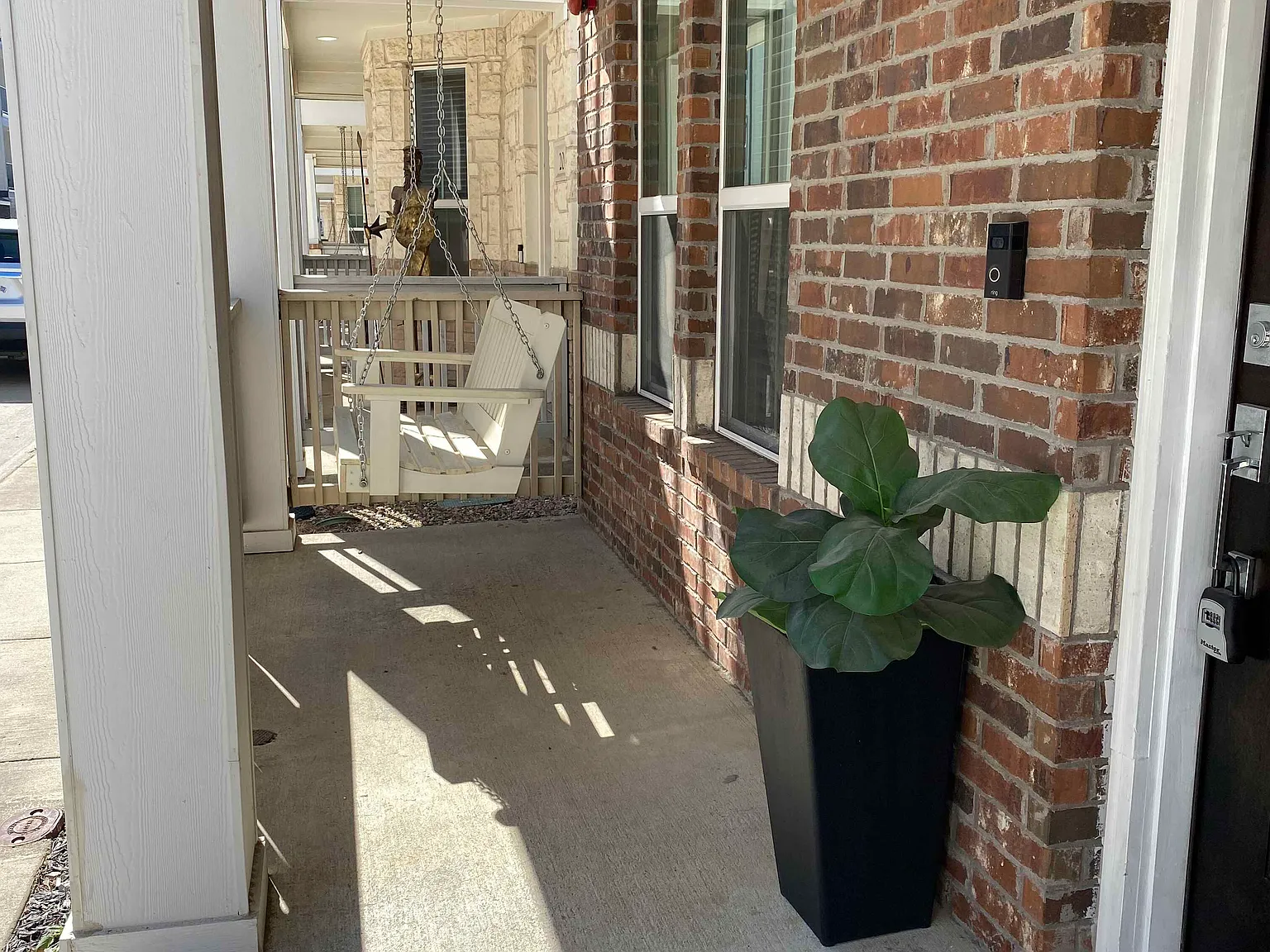 3 bed, 1832 sqft, $2,750 — Photo 3