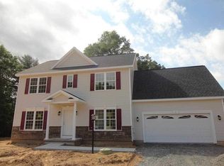 39 Maiden Ln, Malta, NY 12020
