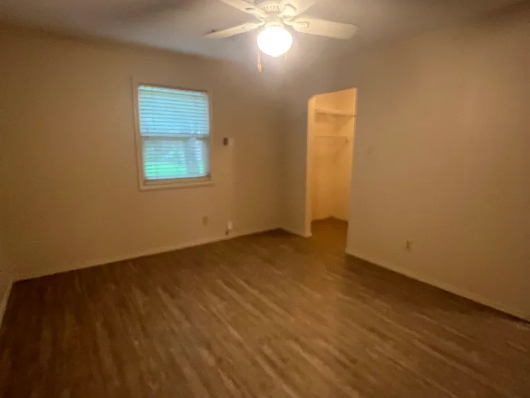 301 Wildwood Cir — Photo 8
