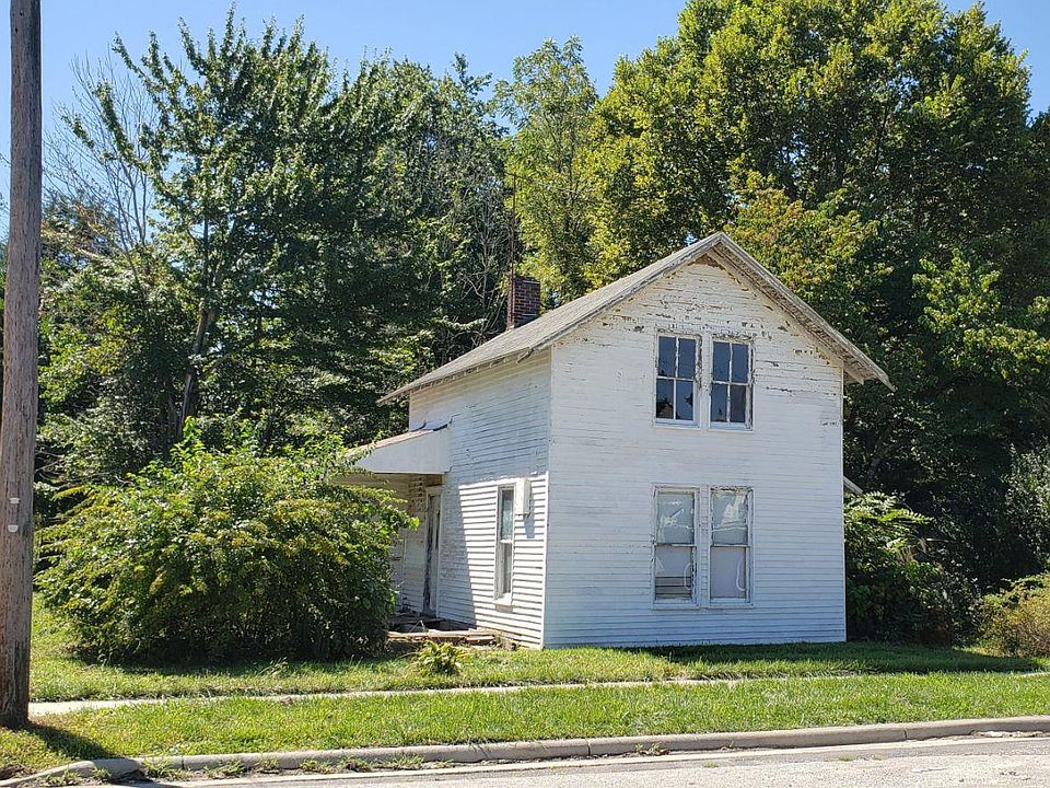1st image of 125 College Ave