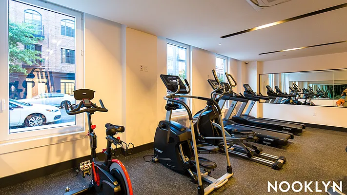 Rented by Nooklyn NYC LLC | media 24