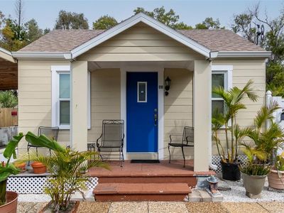 910 Rosery Rd NW, Largo, FL, 33770