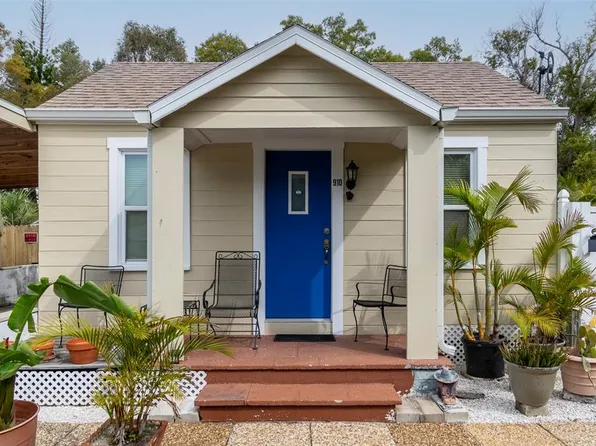 910 Rosery Rd NW, Largo, FL 33770