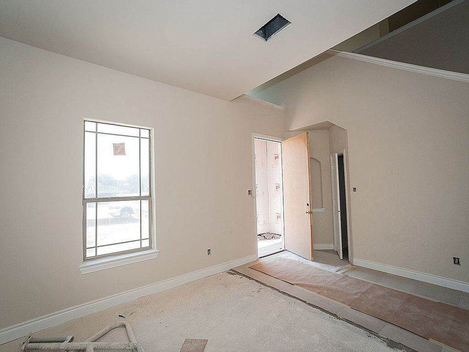 1st image of 21342 Bishops Mill Ct