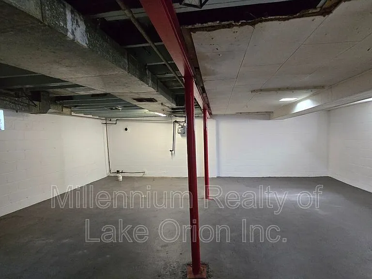 614 E Tennyson Ave — Photo 29