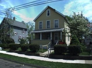 64 Barnum Ter, Stratford, CT 06614