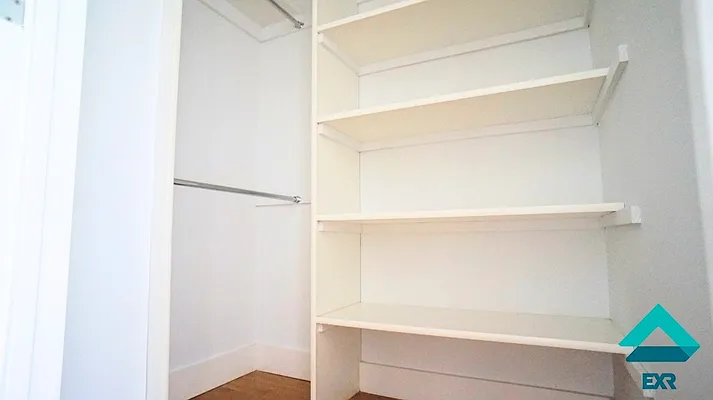 Rented by EXR | media 43