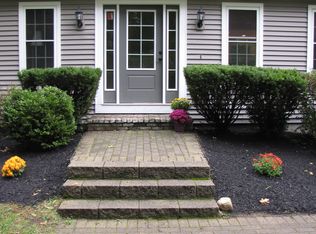 14 Meditation Ln, Atkinson, NH 03811