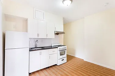 52 Henry Street, #5RE