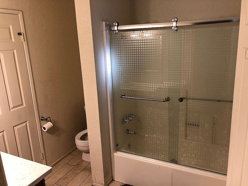 1st image of 3250 N Sandspring Dr