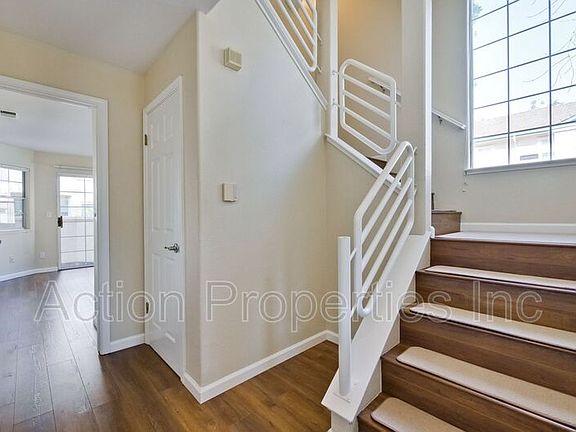 3rd image of 4173 El Camino Real APT 31