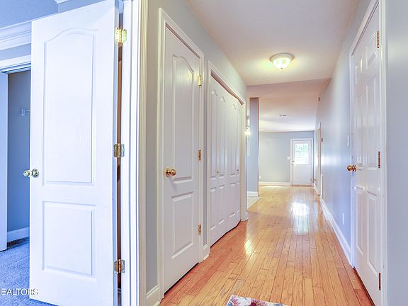 4th image of 4952 Grigsby Gate Way