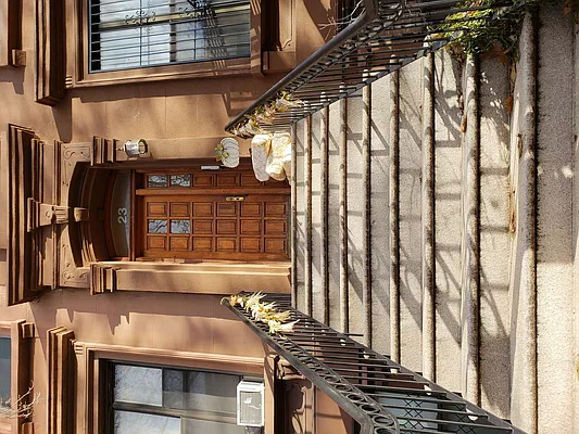 Rented by Compass | media 14