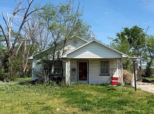 403 E Twyman St, El Dorado Springs, MO 64744