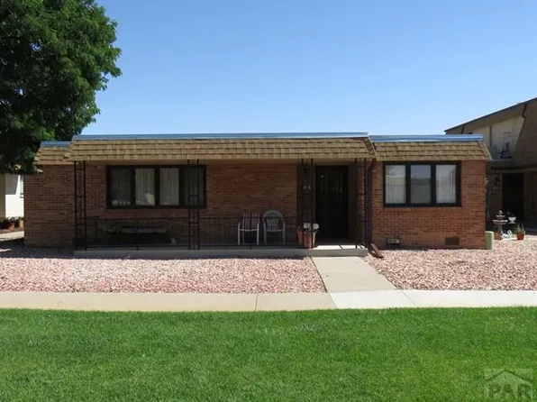 46 Regency Blvd, Pueblo, CO 81005