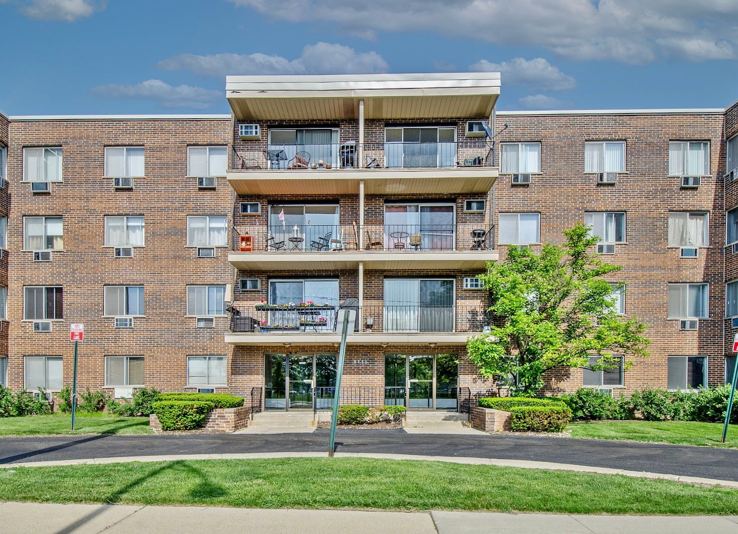 9445 Kenton Ave APT 106, Skokie, IL 60076 | Zillow