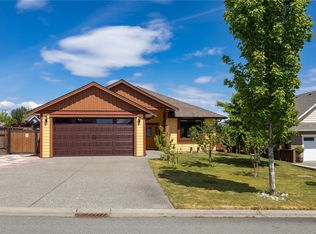 220 Michigan Pl, Campbell River, BC V9W0A4