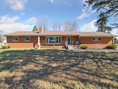 3968 Cemetery Rd, Fowlerville, MI, 48836