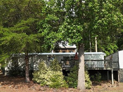 535 Lake Shore Dr, New London, NC, 28127