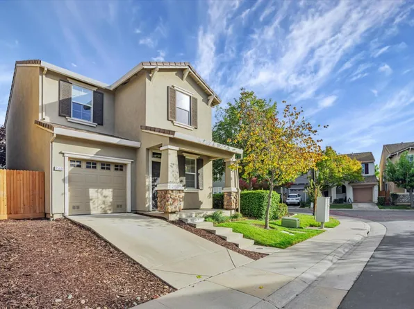 2569 Huckleberry Cir, West Sacramento, CA 95691