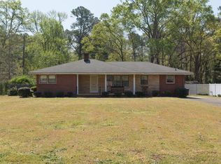 107 Circle Dr, La Grange, NC 28551