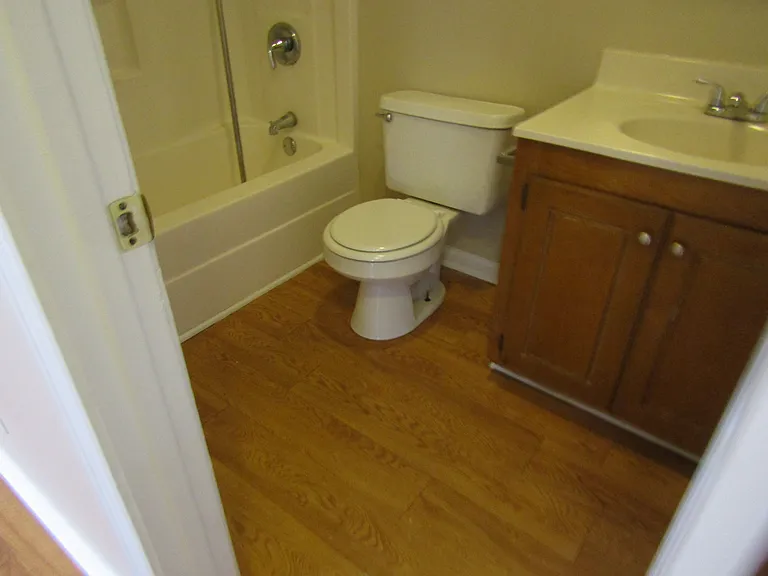 208 Largo Ct — Photo 5