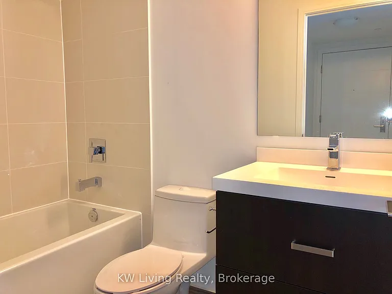 50 Wellesley St E #2807 — Photo 6